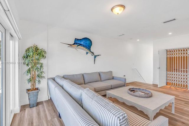 229 Upper Matecumbe RD, Key Largo, FL 33037