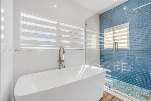 229 Upper Matecumbe RD, Key Largo, FL 33037