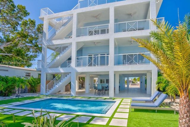 229 Upper Matecumbe RD, Key Largo, FL 33037