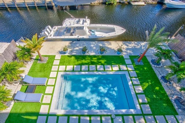 229 Upper Matecumbe RD, Key Largo, FL 33037