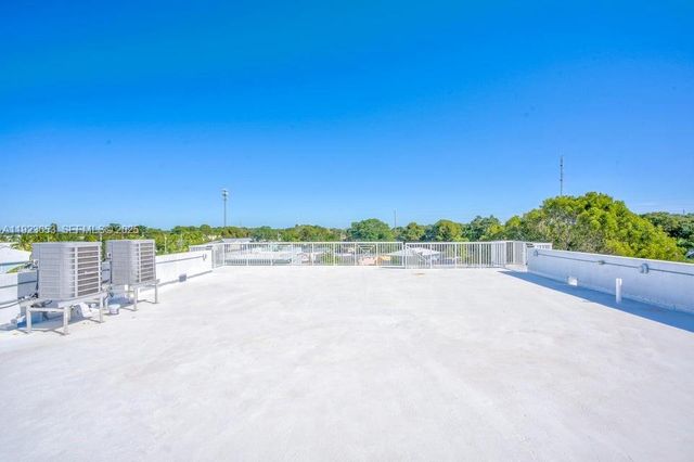 229 Upper Matecumbe RD, Key Largo, FL 33037