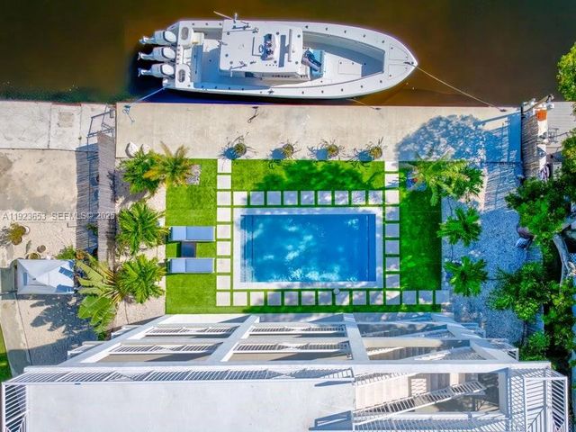 229 Upper Matecumbe RD, Key Largo, FL 33037