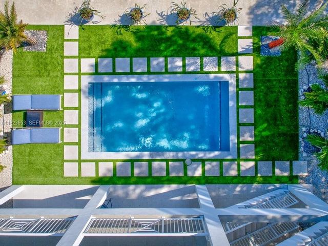 229 Upper Matecumbe RD, Key Largo, FL 33037