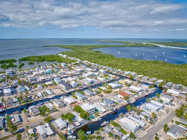 229 Upper Matecumbe RD, Key Largo, FL 33037