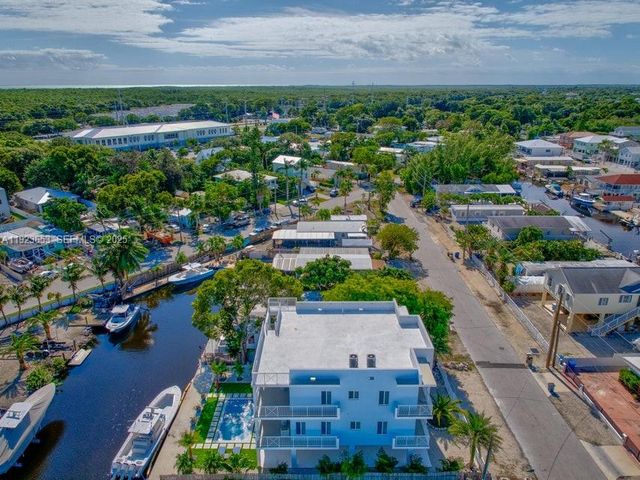 229 Upper Matecumbe RD, Key Largo, FL 33037