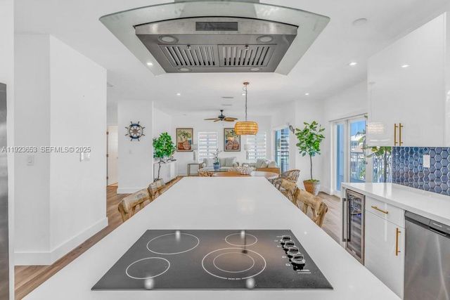 229 Upper Matecumbe RD, Key Largo, FL 33037