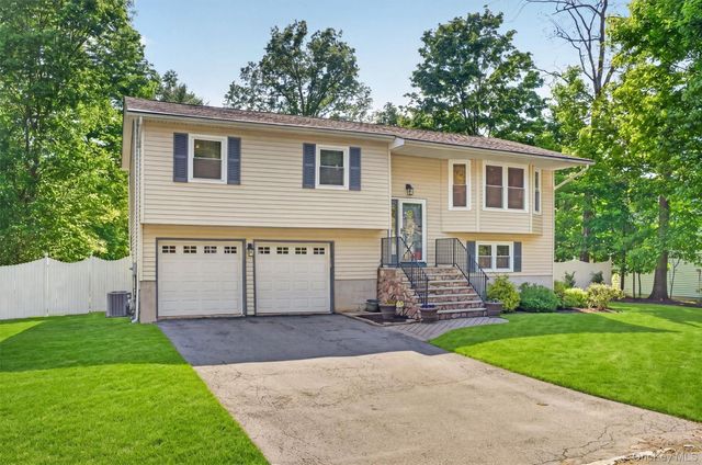 10 Winston Drive, Goshen, NY 10924