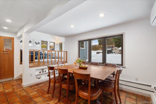 36 Stoneyside Drive, Larchmont, NY 10538