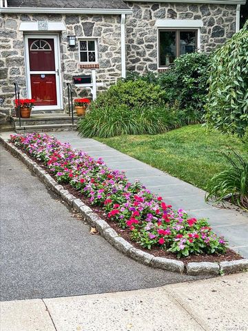 36 Stoneyside Drive, Larchmont, NY 10538