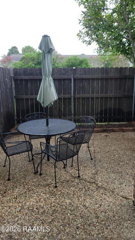 200 Lodge Drive 305, Lafayette, LA 70506