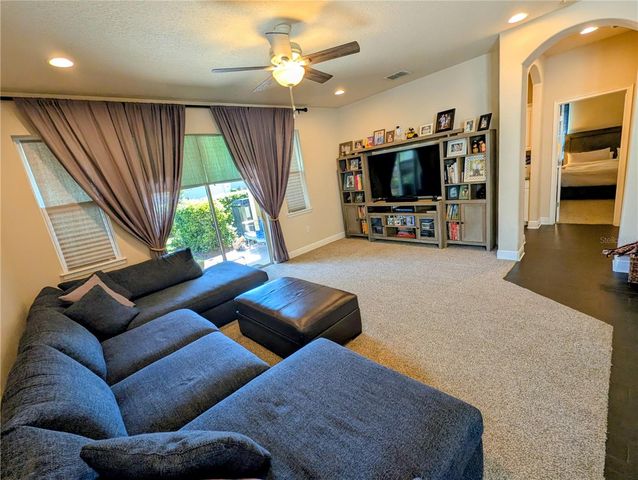 20119 EAGLES LANDING WAY, Tampa, FL 33647