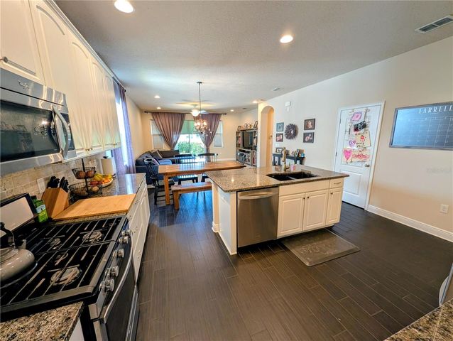 20119 EAGLES LANDING WAY, Tampa, FL 33647