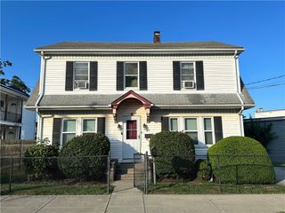 25 Tingley Street, Pawtucket, RI 02861