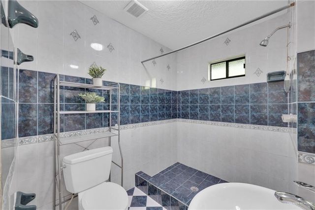 3103 Spanish Palms N Drive, Mercedes, TX 78570