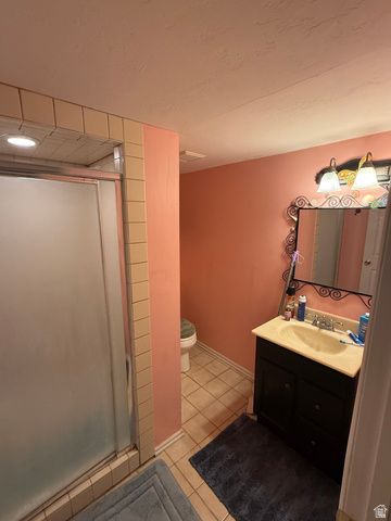 5612 W WALNUT RIDGE CIR, Kearns, UT 84118