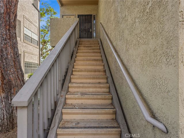 10551 Lakeside S, Garden Grove, CA 92840