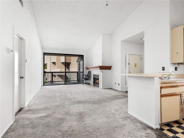 10551 Lakeside S, Garden Grove, CA 92840