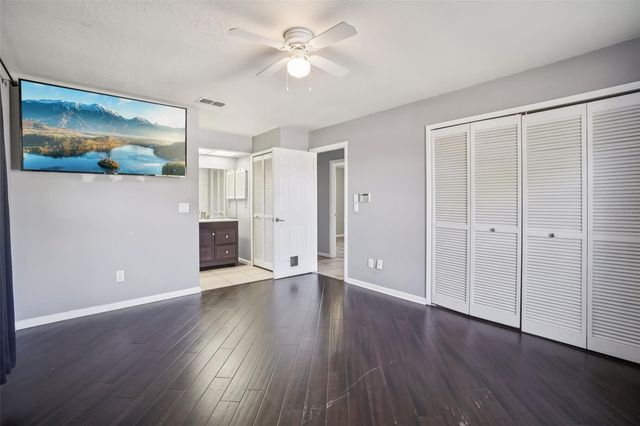 618 ROLLINGWOOD LANE, Valrico, FL 33594