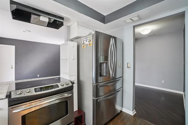 618 ROLLINGWOOD LANE, Valrico, FL 33594