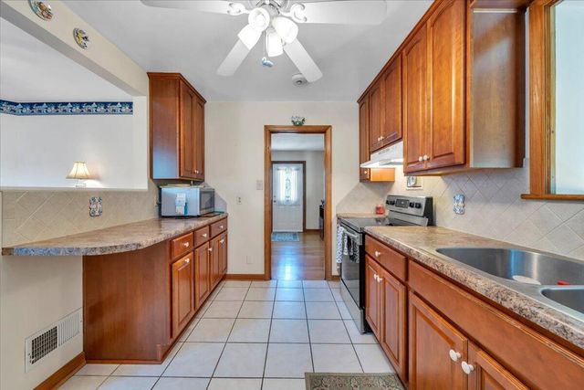 1156 Starmount AVE, Roanoke, VA 24019