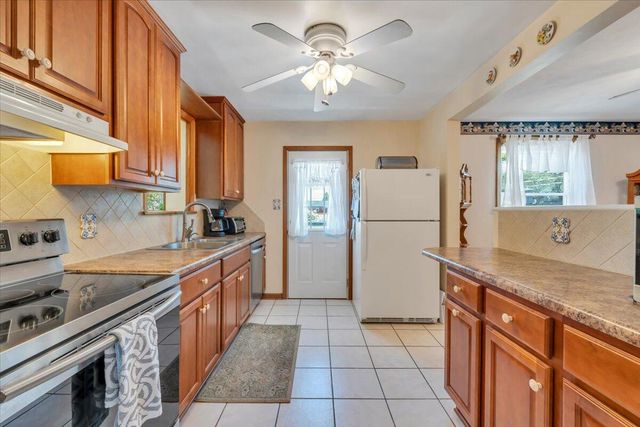 1156 Starmount AVE, Roanoke, VA 24019