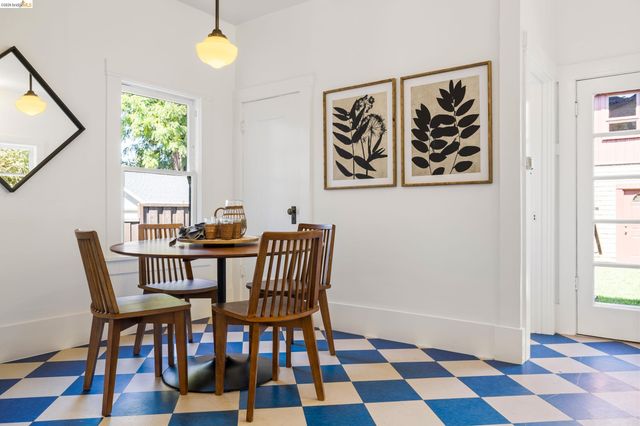 2731 Prince St, Berkeley, CA 94705