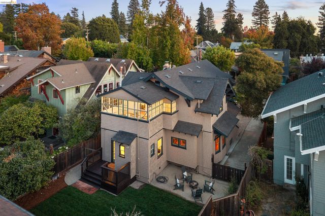 2731 Prince St, Berkeley, CA 94705
