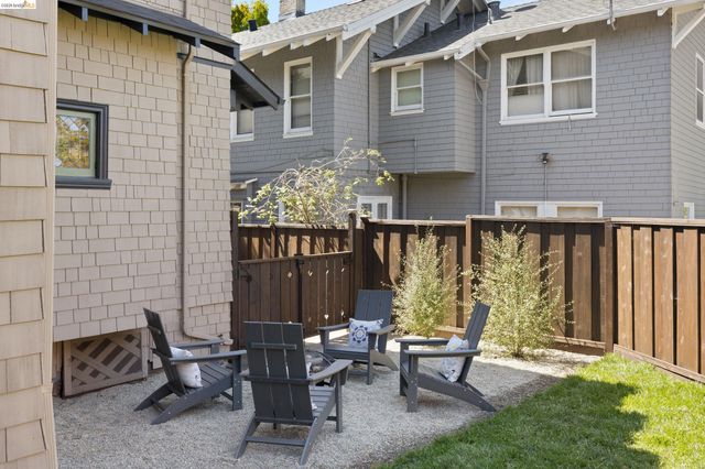 2731 Prince St, Berkeley, CA 94705