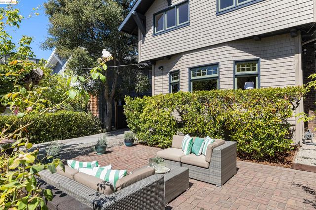 2731 Prince St, Berkeley, CA 94705