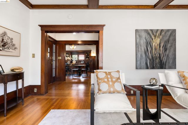 2731 Prince St, Berkeley, CA 94705