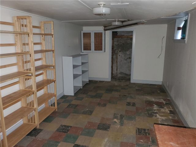 135 Roger Williams Avenue, Providence, RI 02907