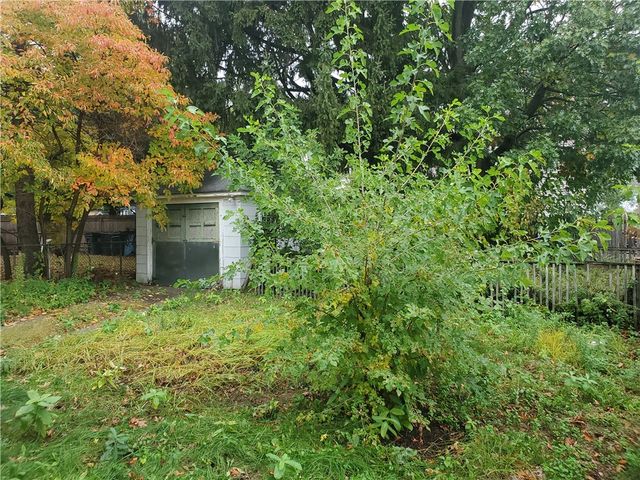 135 Roger Williams Avenue, Providence, RI 02907