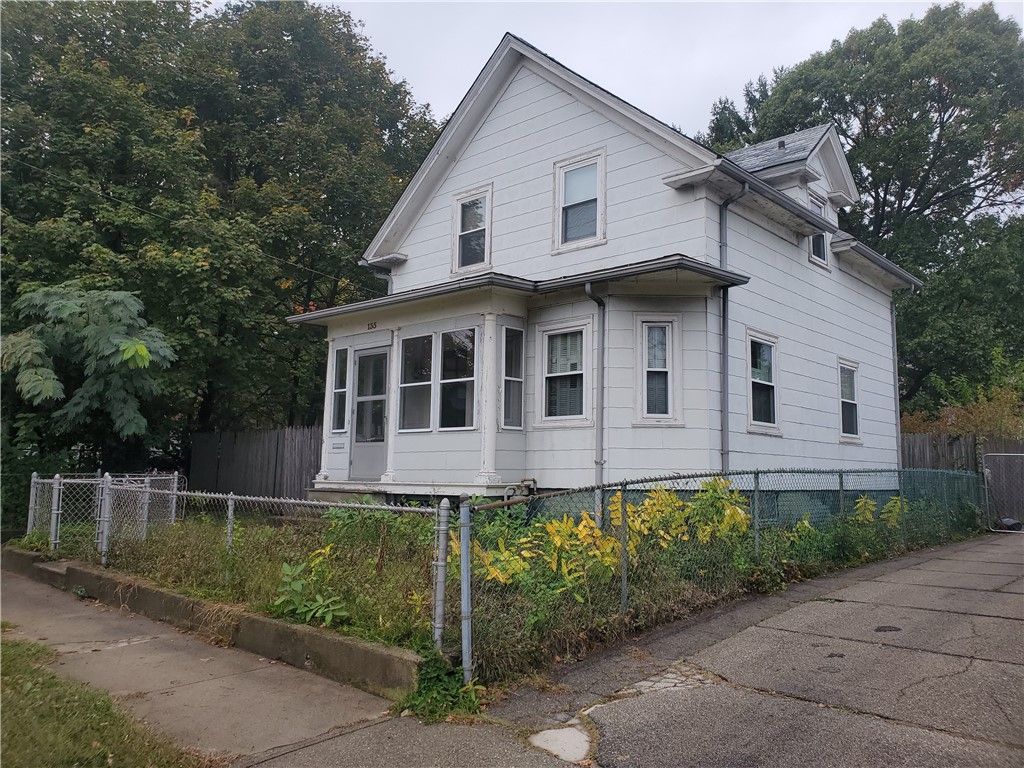 135 Roger Williams Avenue, Providence, RI 02907