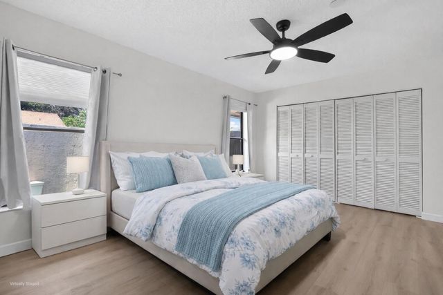 293 SW 28th Avenue, Delray Beach, FL 33445