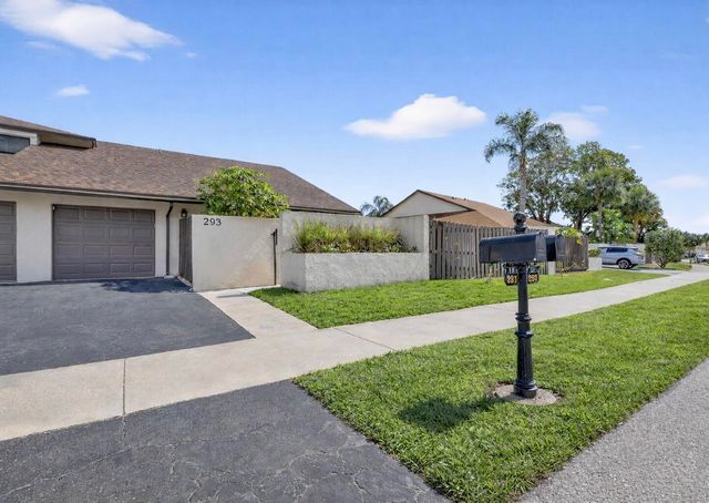 293 SW 28th Avenue, Delray Beach, FL 33445