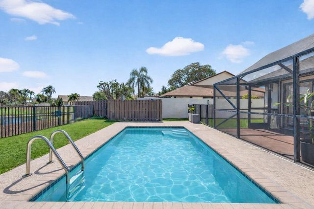 293 SW 28th Avenue, Delray Beach, FL 33445