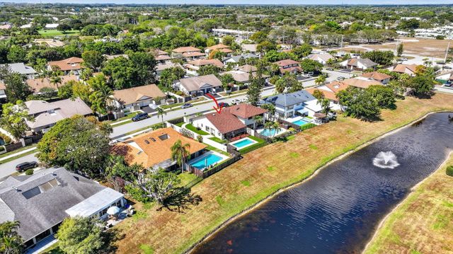 293 SW 28th Avenue, Delray Beach, FL 33445