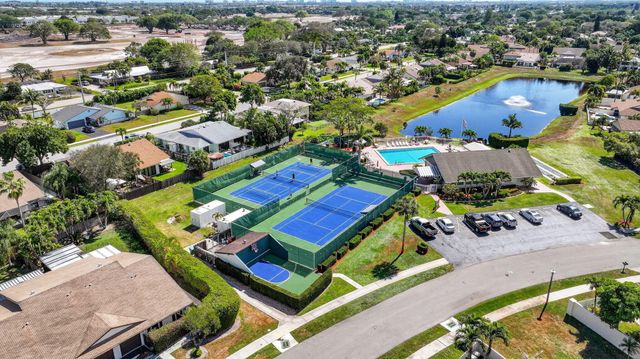 293 SW 28th Avenue, Delray Beach, FL 33445