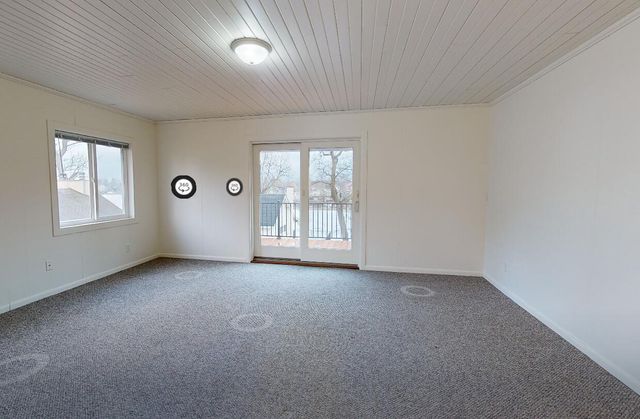 W351N5464 Lake DRIVE, Oconomowoc, WI 53066