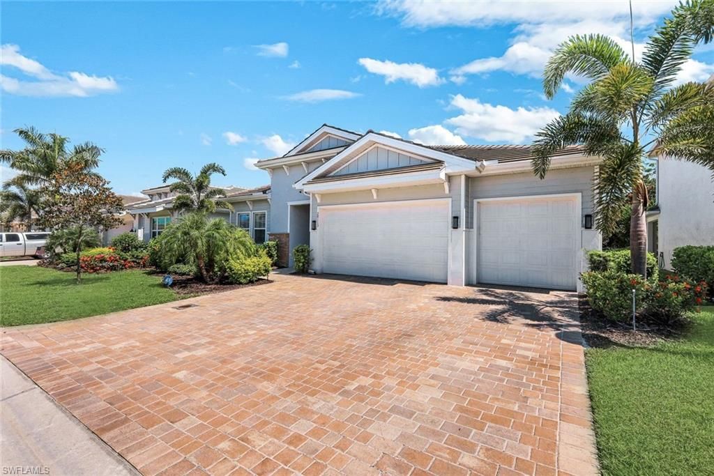 28113 Captiva Shell LOOP, BONITA SPRINGS, FL 34135 — photo 2