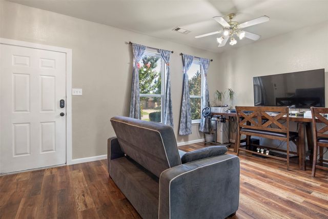 2832 Westover Drive, Grand Prairie, TX 75052