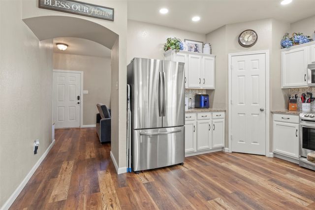 2832 Westover Drive, Grand Prairie, TX 75052