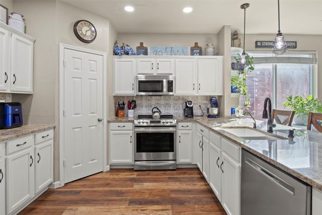 2832 Westover Drive, Grand Prairie, TX 75052