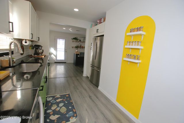 210 Derby Ave, Louisville, KY 40218