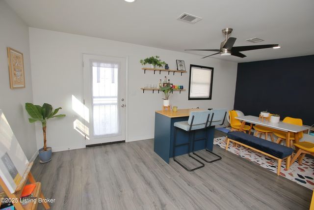 210 Derby Ave, Louisville, KY 40218