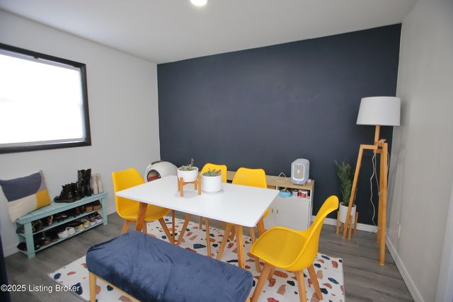 210 Derby Ave, Louisville, KY 40218