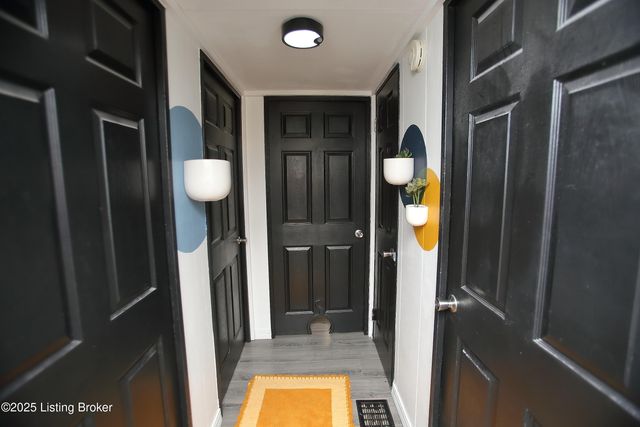 210 Derby Ave, Louisville, KY 40218