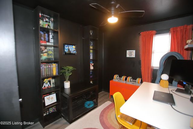 210 Derby Ave, Louisville, KY 40218