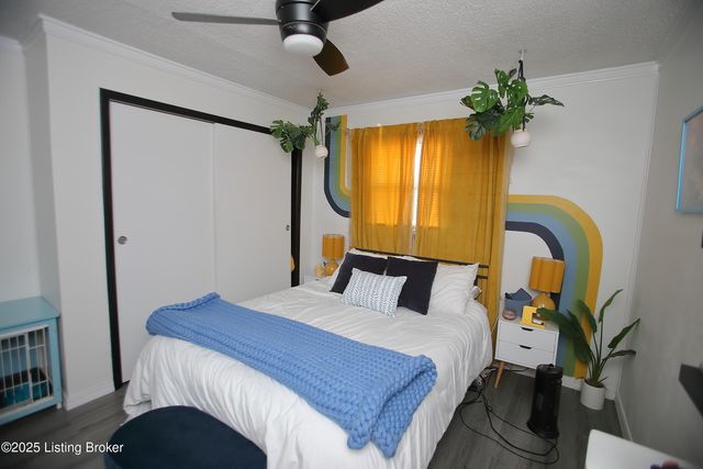 210 Derby Ave, Louisville, KY 40218