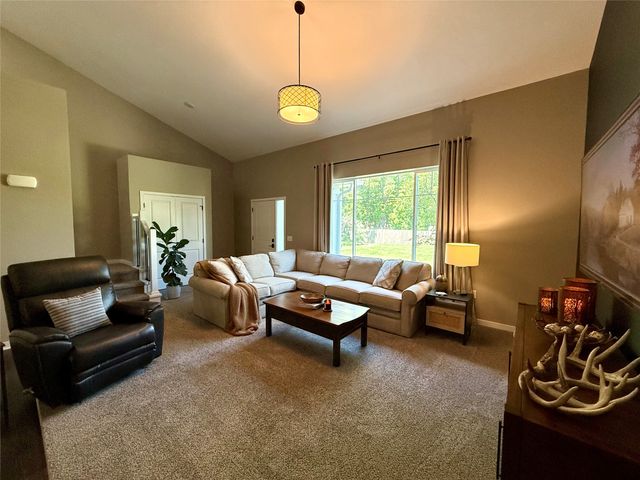 597 Spring Crest Lane, Waukee, IA 50263